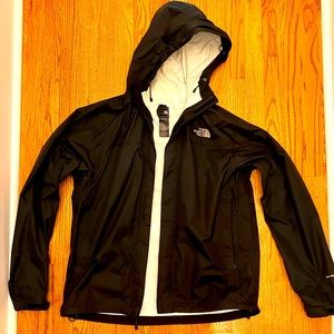 North Face Medium Men’s wind breaker/rain coat
